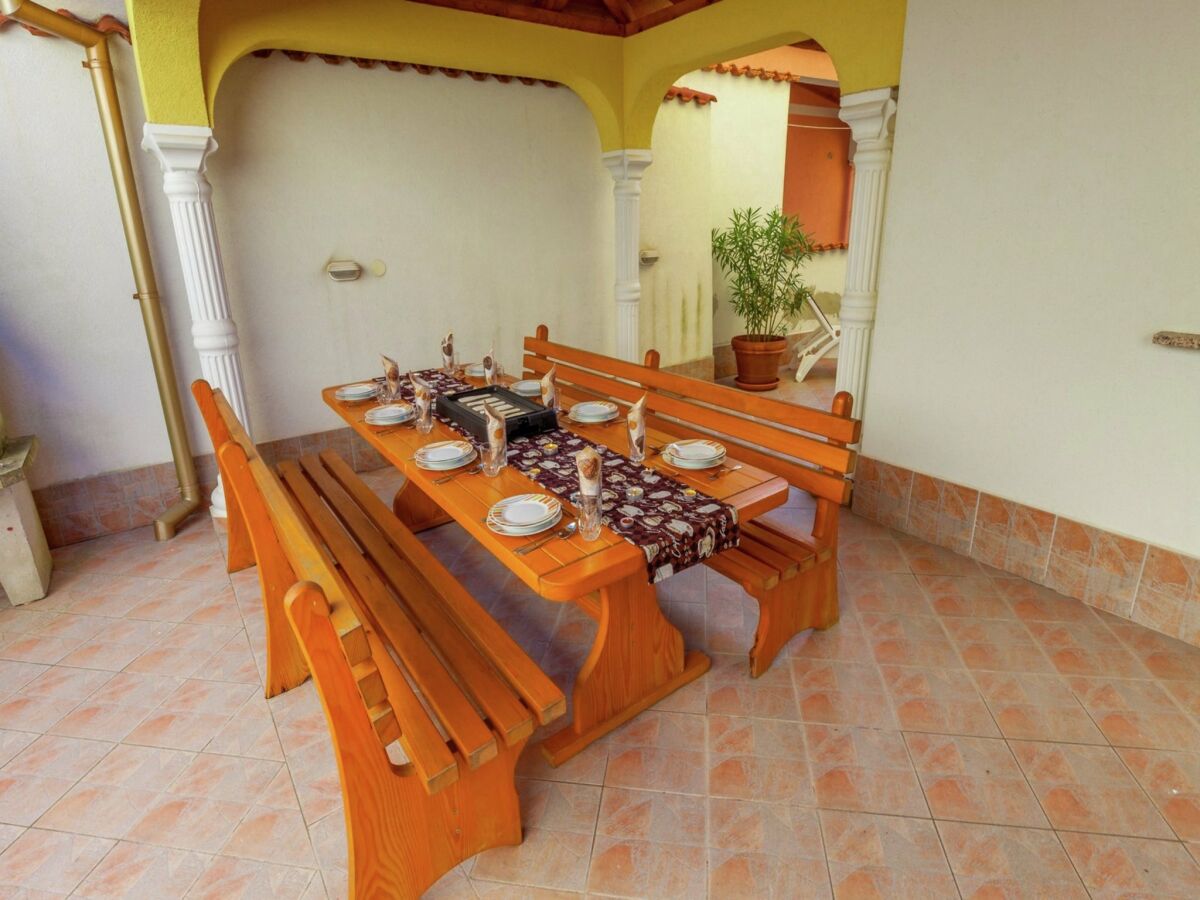 Apartment Villa in Kroatien mit Pool und Strandnähe - Outdoor photo 2