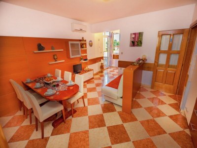 Apartment Villa in Kroatien mit Pool und Strandnähe - Features photo 9