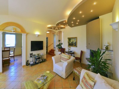 Villa Villa in Ripenda Kras with Pool and Sauna - Features photo 25