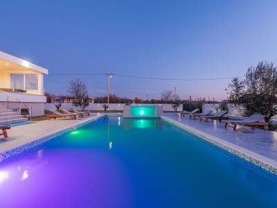 Holiday house Villa in Galovac mit Pool bei Zadar - Outdoor photo 15