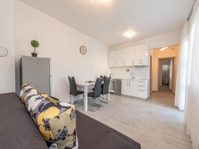 Holiday house Villa in Galovac mit Pool bei Zadar - Features photo 21