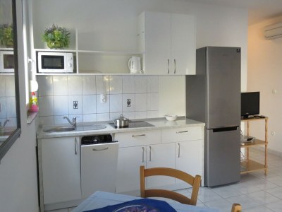 Apartment Seaside Bliss in Mandre - Features photo 14