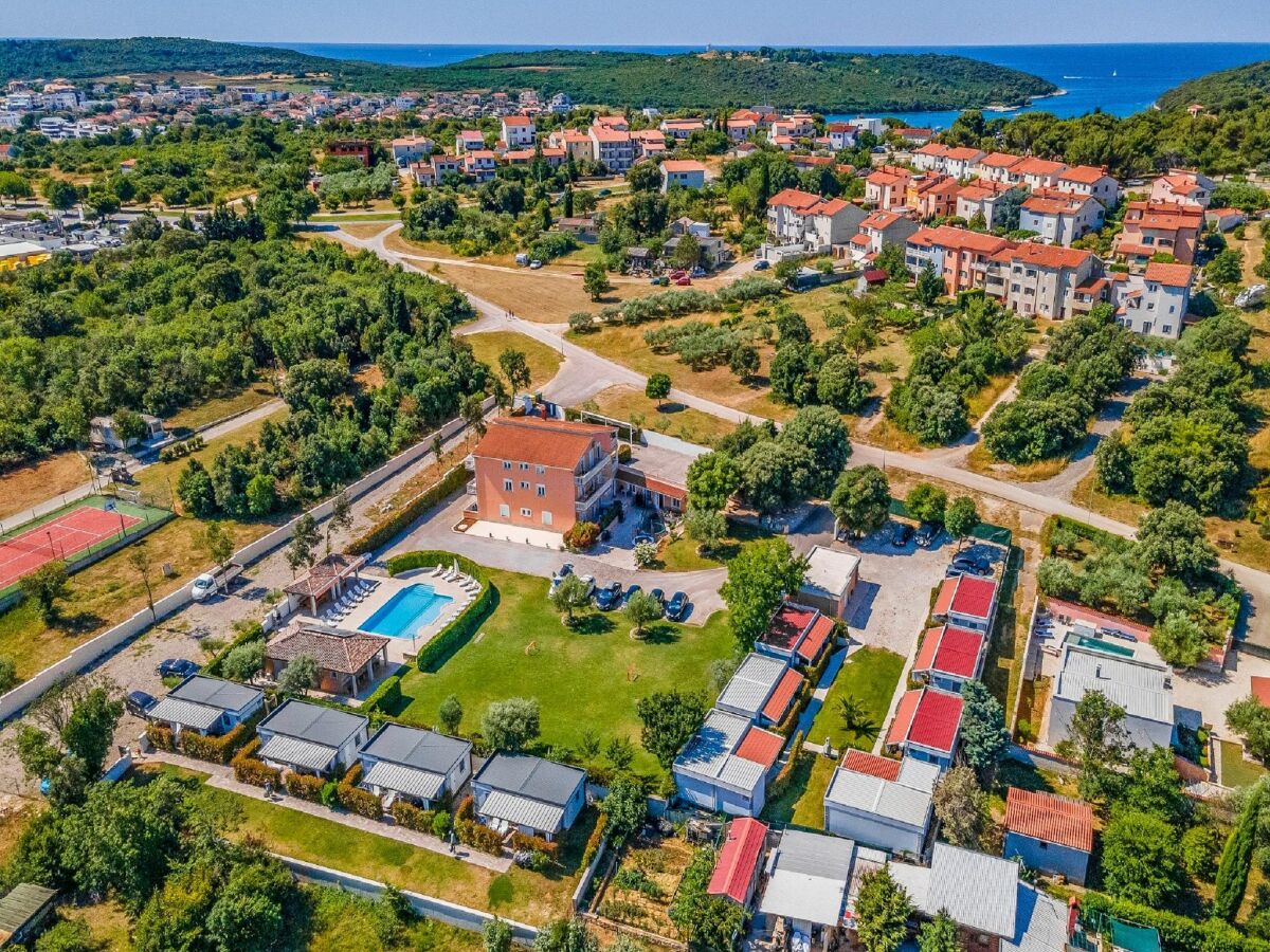 Apartment Apartment in Banjole near Sea Beach