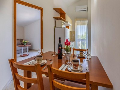 Apartment Apartment in Banjole near Sea Beach - Features photo 16