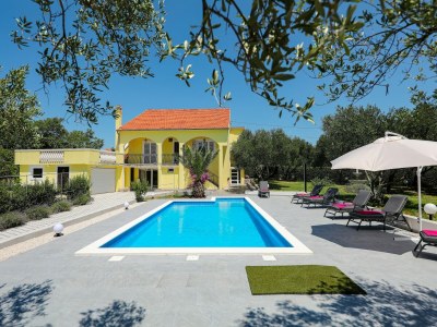 Holiday house Ferienhaus in Policnik mit privatem Pool in Gornji Poličnik - Holiday house