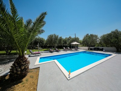 Holiday house Ferienhaus in Policnik mit privatem Pool - Outdoor photo 11