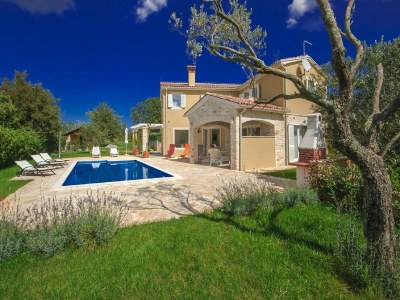 Villa Peaceful Villa in Sveti Lovrec with Swimming Pool - Outdoor photo 3