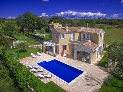 Villa Peaceful Villa in Sveti Lovrec with Swimming Pool - Outdoor photo 5