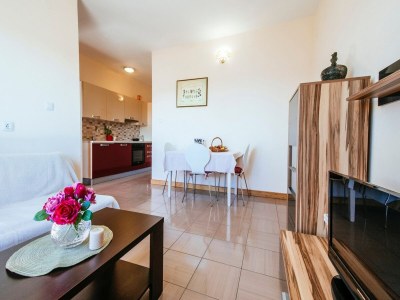 Apartment Wohnung in Starigrad nahe Paklenica Park - Features photo 8