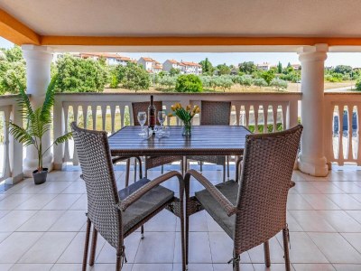 Apartment Banjole Apartment near Beach - Outdoor photo 11