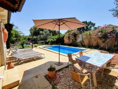 Holiday house Ferienhaus in Sisan mit Pool & Strand - Outdoor photo 5