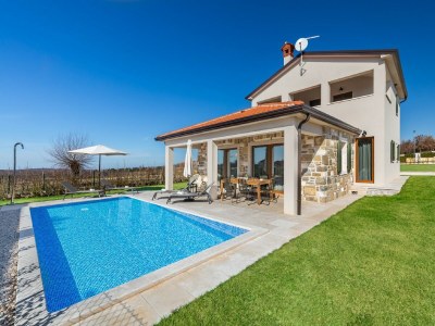 Villa Villa in Motovun mit Pool und Aussicht in Karojba - Villa