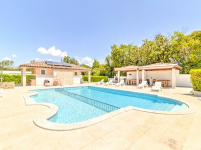 caravan Mobilheim in Banjole nahe Strand - Outdoor photo 12