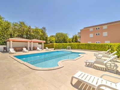 caravan Mobilheim in Banjole nahe Strand - Outdoor photo 17