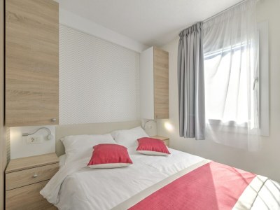 caravan Mobilheim in Banjole nahe Strand - Features photo 23