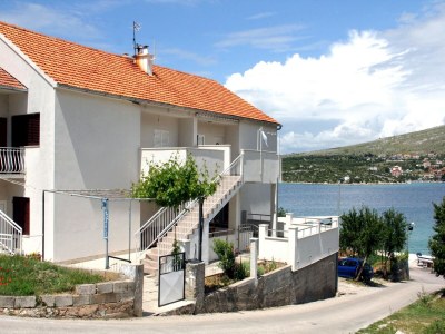 Apartment Apartment with Terrace in Grebastica - Apartment