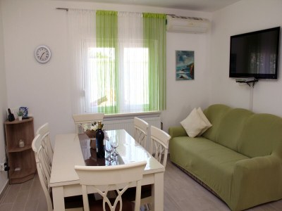 Apartment Apartment with Terrace - Features photo 12