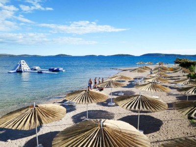 Apartment Apartment with Terrace - Environment photo 39