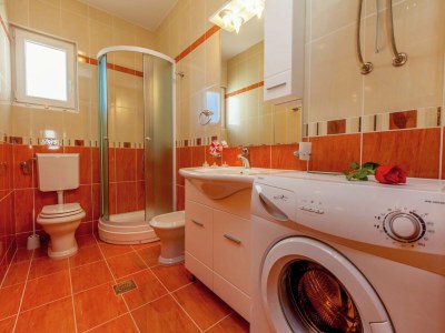 Apartment Apartment in Dramalj by the Seafront - Features photo 24