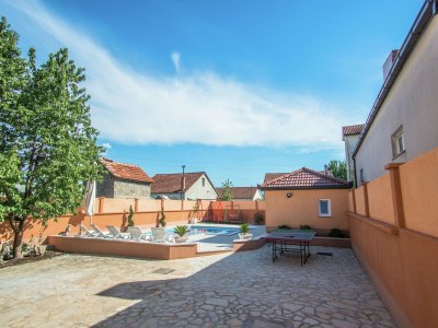 Holiday house Ferienhaus in Imotski mit Pool - Outdoor photo 2