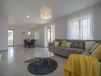 Villa Villa in Kroatien mit Panoramablick - Features photo 17