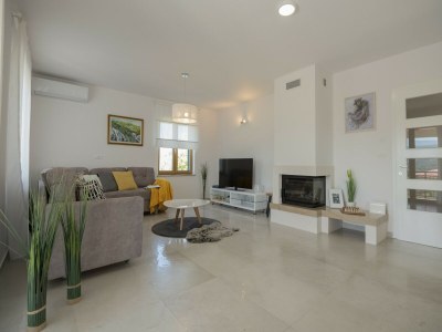 Villa Villa in Kroatien mit Panoramablick - Features photo 27