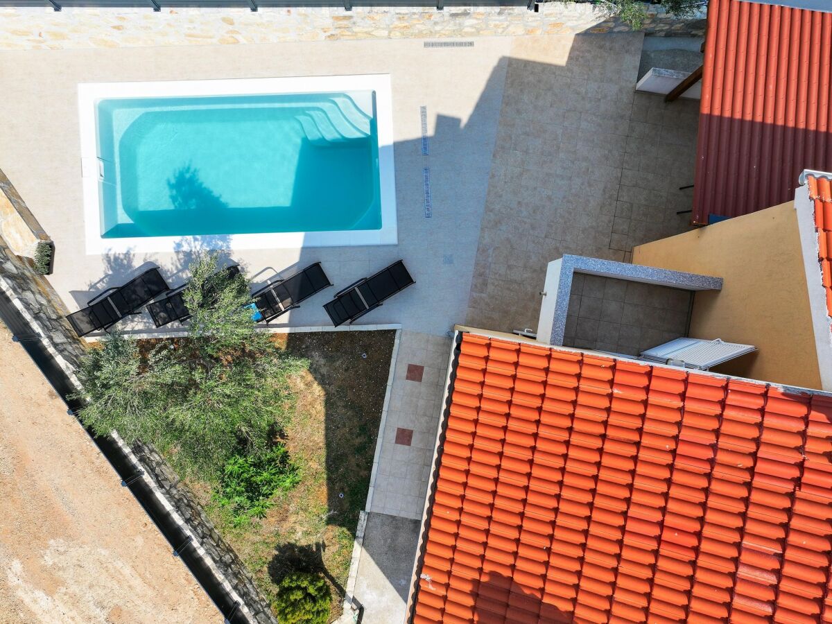 Holiday house Ferienhaus in Jasenice am Meer - Outdoor photo 2