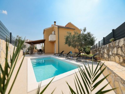 Holiday house Ferienhaus in Jasenice am Meer in Maslenica - Holiday house