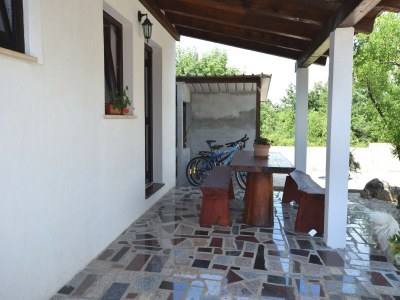 Holiday house Charming Villa with Pool in Zbandaj - Outdoor photo 7