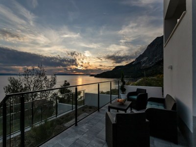 Villa Stunning Villa with Pool - Outdoor photo 18