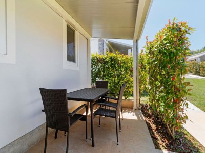 caravan Mobile Home in Banjole near Centinera Beach - Outdoor photo 16