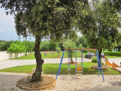 caravan Mobile Home in Banjole near Centinera Beach - Outdoor photo 40