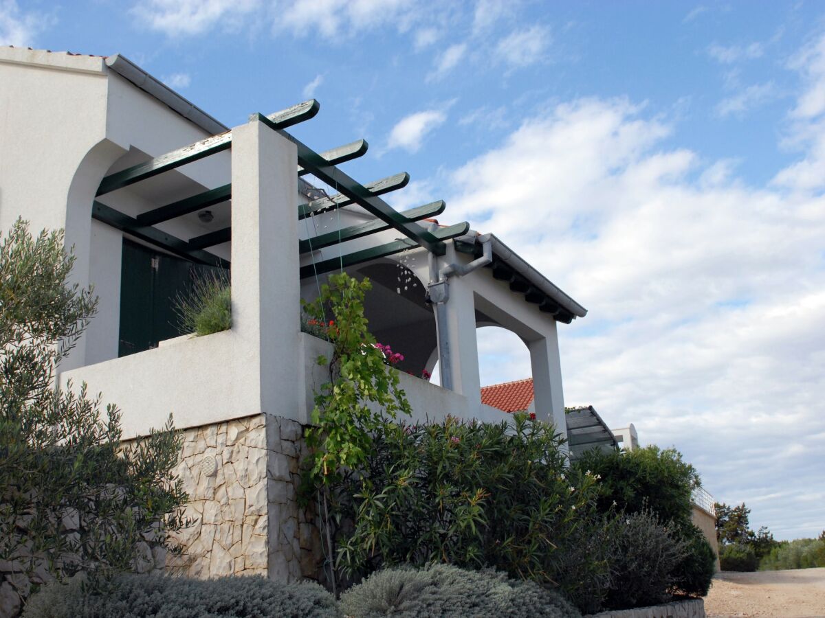 Holiday house Holiday Home in Veli Rat near Saharun - Outdoor photo 2