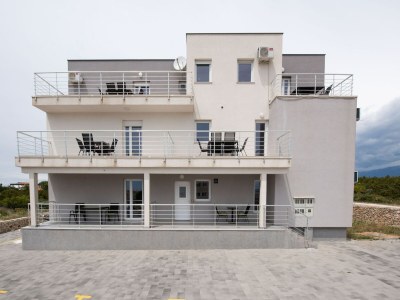 Apartment Apartment on Pag near Seabeach and Town Center in Stara Novalja - Apartment