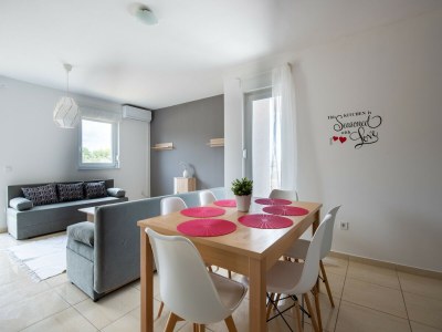 Apartment Apartment on Pag near Seabeach and Town Center - Features photo 5