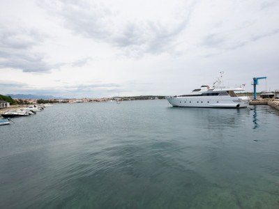 Apartment Apartment on Pag near Seabeach and Town Center - Environment photo 19