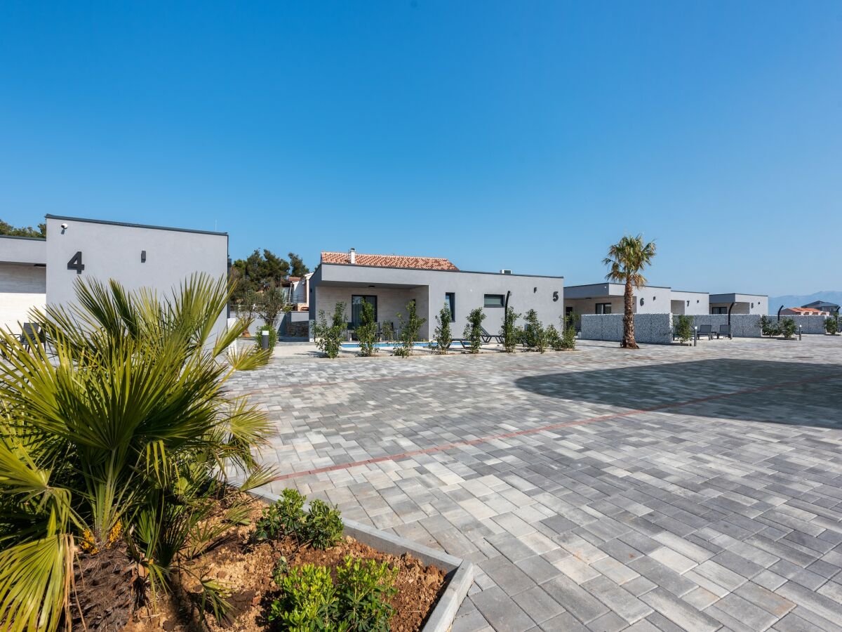 Holiday house Villa auf Adriatischer Insel mit Pool - Outdoor photo 2