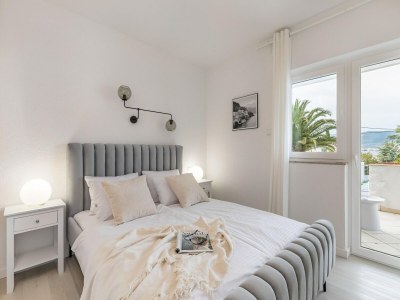 Apartment Attractive apartment in Slatine - Features photo 21