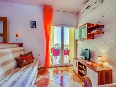 Apartment Holiday Home in Croatia near the Sea - Features photo 14