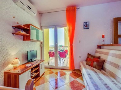 Apartment Holiday Home in Croatia near the Sea - Features photo 24