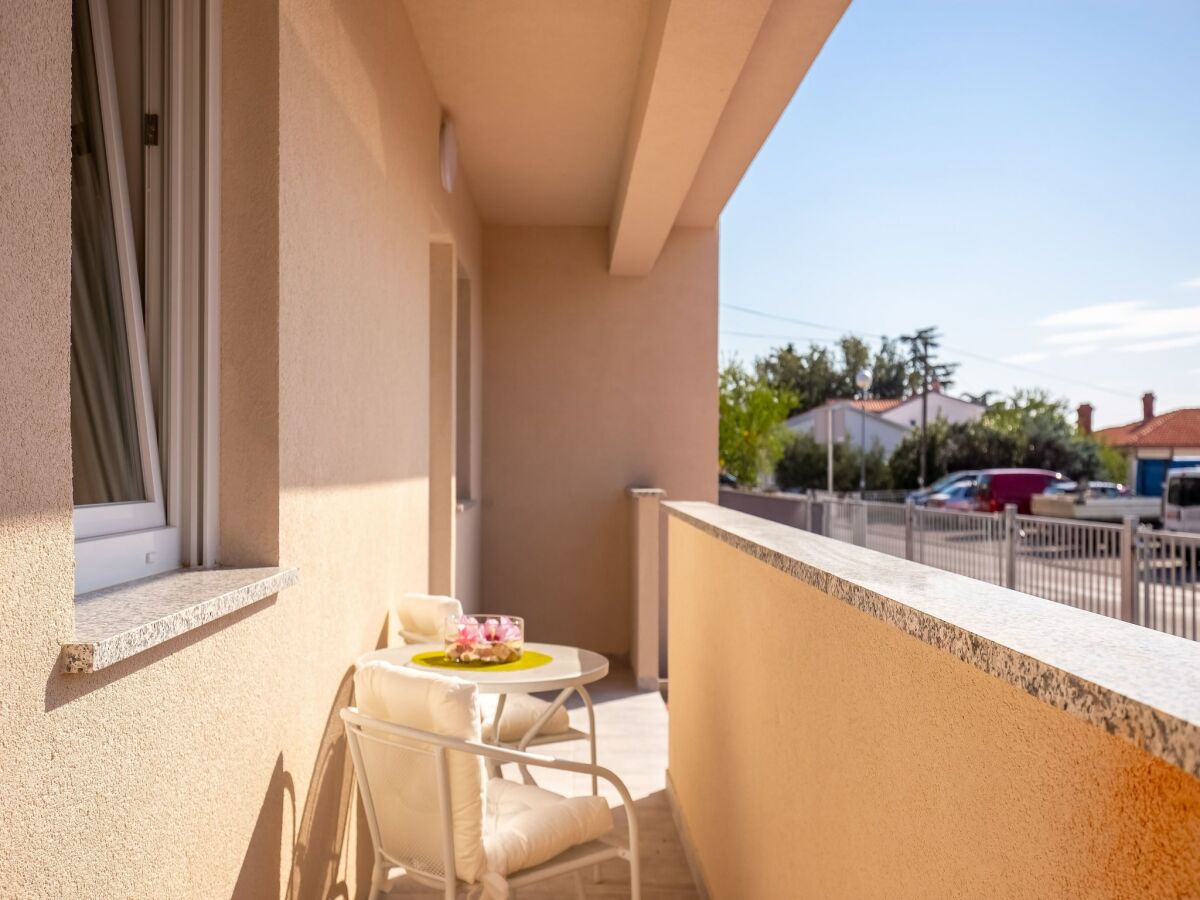 Villa Apartment in Dramalj near Beach - Outdoor photo 2