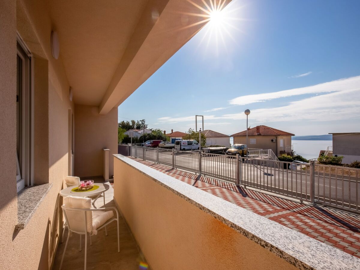 Villa Apartment in Dramalj near Beach - Outdoor photo 4