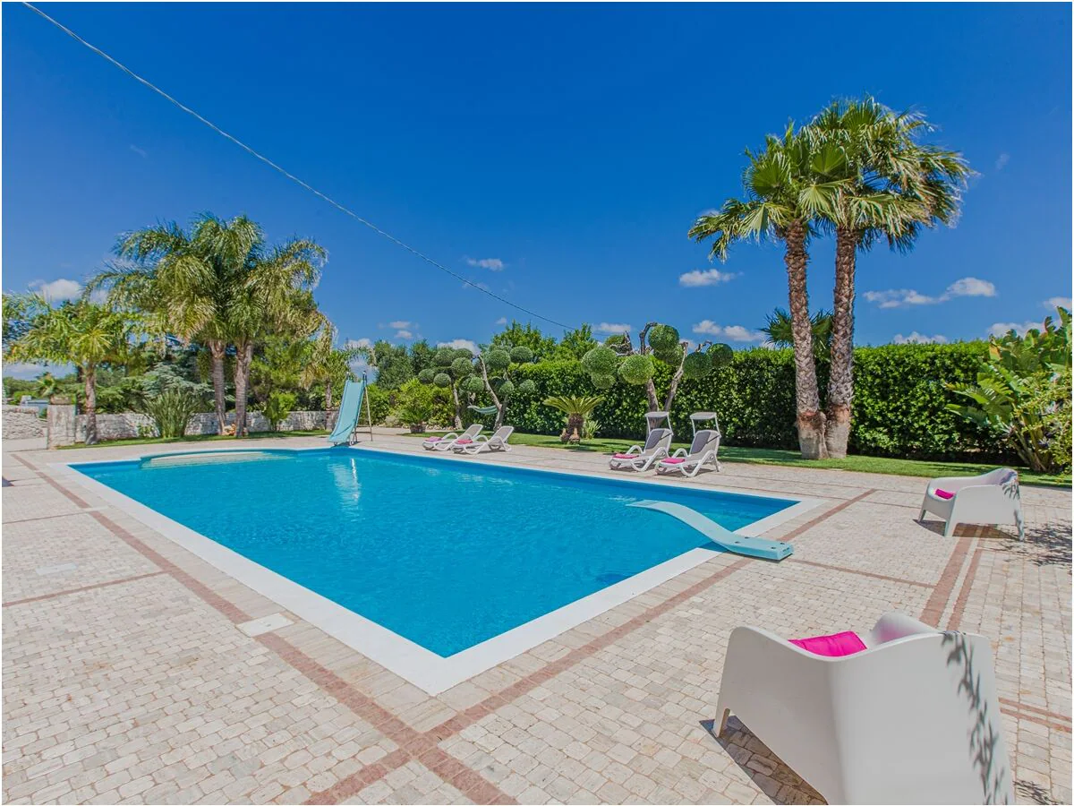 Villa Trullo private pool and fenced garden - Outdoor photo 2