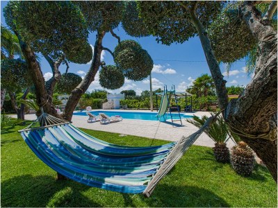 Villa Trullo private pool and fenced garden - Outdoor photo 4