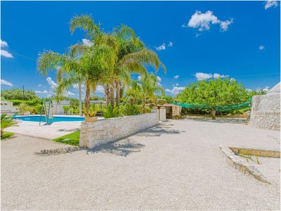 Villa Trullo private pool and fenced garden - Outdoor photo 11