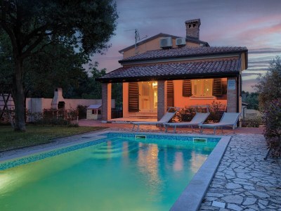 Villa Medulin with pool - Outdoor photo 5