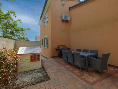 Villa Medulin with pool - Environment photo 21