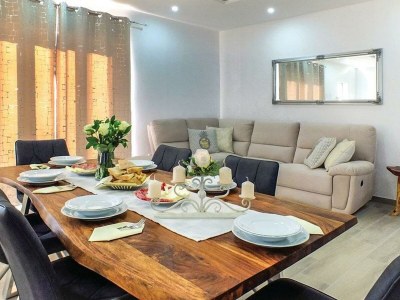 Holiday house Matia I with Pool - Features photo 10