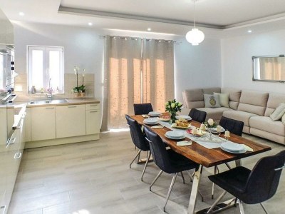 Holiday house Matia I with Pool - Features photo 13