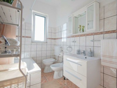 Holiday house Matia I with Pool - Features photo 24